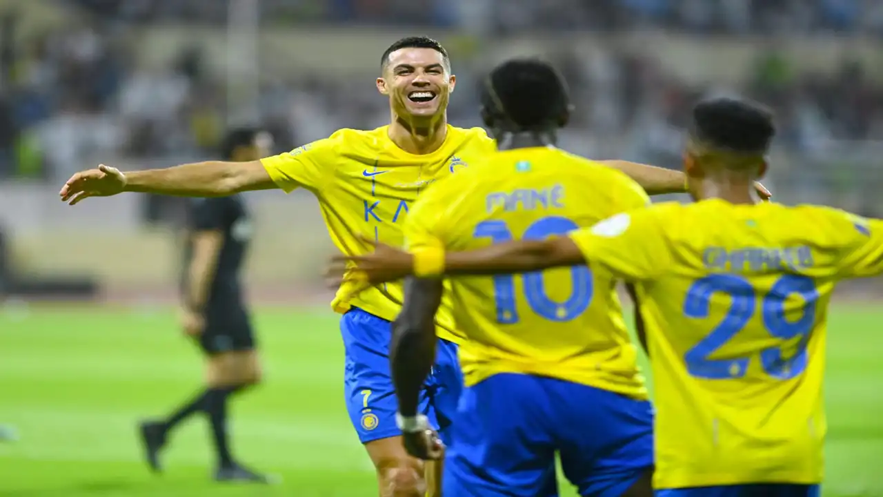 بطولة السعودية: الهلال يرّحل الصراع والنصر “ينتظر التتويج الأهم”!
